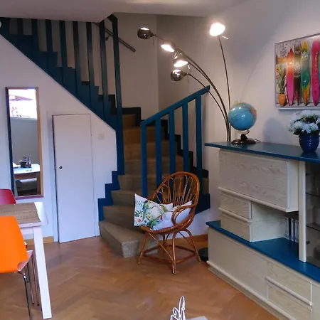 Apartmán T2 En Duplex Dans Le Centre Historique.