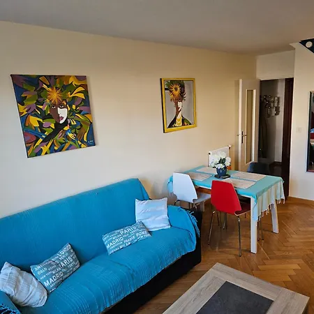 T2 En Duplex Dans Le Centre Historique.